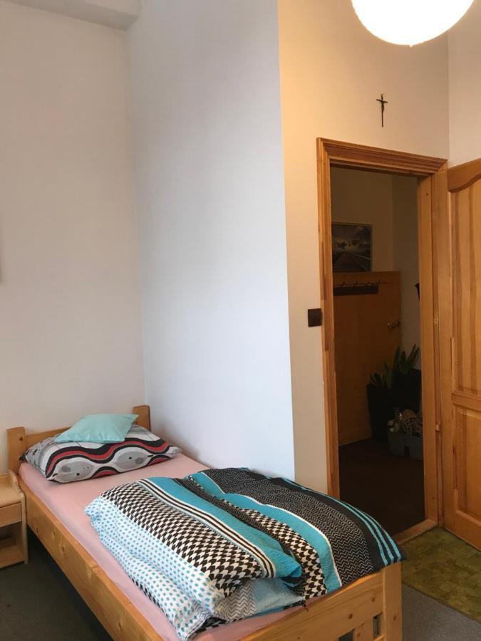Willa Skoczek: Two-Room Apartment with Shared Bathrooms and Thermal Spa Access Zakopane Exterior photo